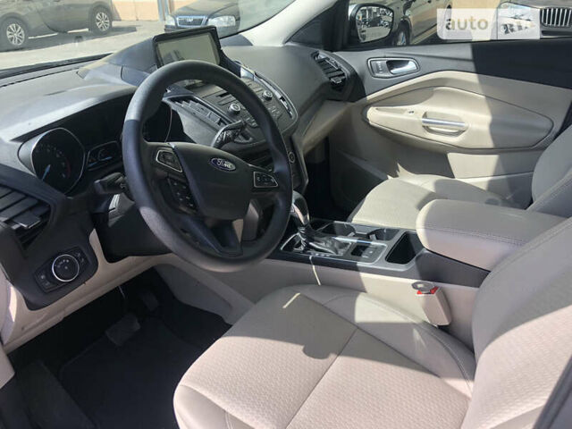 Сірий Форд Ескейп, об'ємом двигуна 1.5 л та пробігом 59 тис. км за 14300 $, фото 9 на Automoto.ua