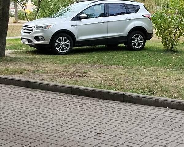 Сірий Форд Ескейп, об'ємом двигуна 1.5 л та пробігом 148 тис. км за 14300 $, фото 4 на Automoto.ua