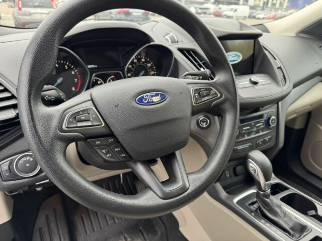 Сірий Форд Ескейп, об'ємом двигуна 1.5 л та пробігом 89 тис. км за 13850 $, фото 19 на Automoto.ua