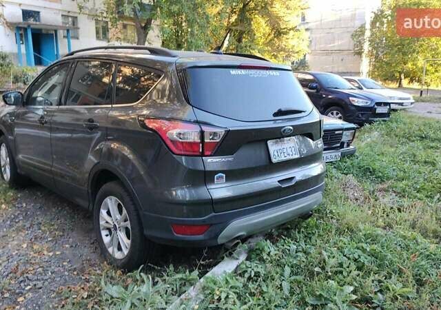 Серый Форд Эскейп, объемом двигателя 1.5 л и пробегом 139 тыс. км за 12600 $, фото 20 на Automoto.ua