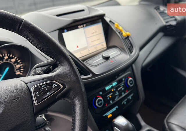 Серый Форд Эскейп, объемом двигателя 1.5 л и пробегом 166 тыс. км за 12477 $, фото 42 на Automoto.ua