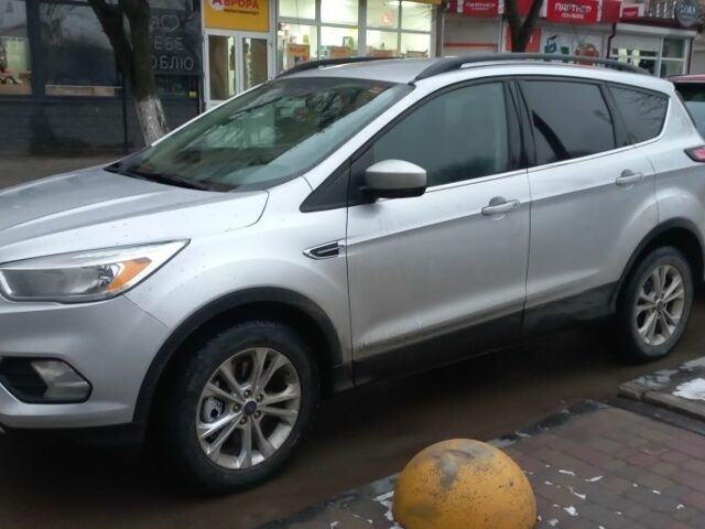 Серый Форд Эскейп, объемом двигателя 1.5 л и пробегом 68 тыс. км за 12000 $, фото 2 на Automoto.ua