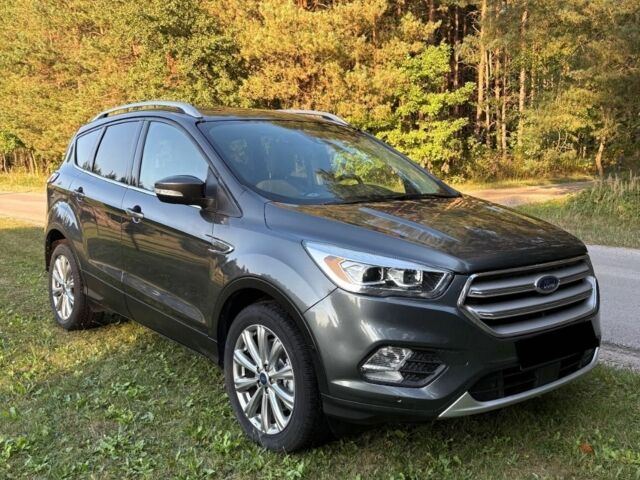 Серый Форд Эскейп, объемом двигателя 2 л и пробегом 99 тыс. км за 8000 $, фото 1 на Automoto.ua