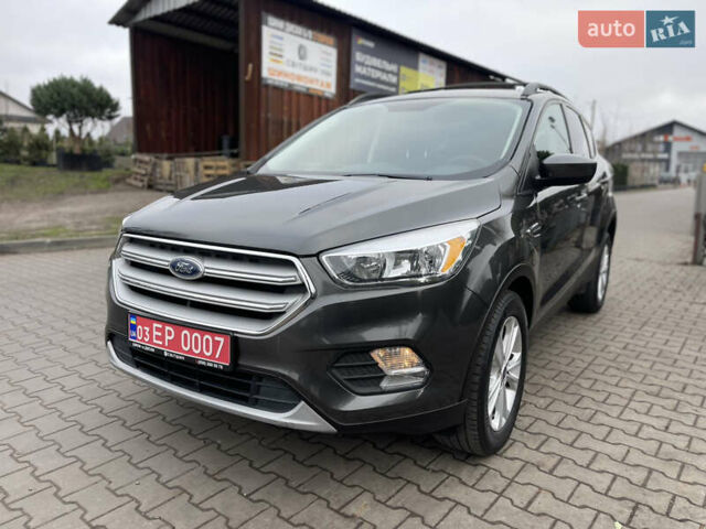 Сірий Форд Ескейп, об'ємом двигуна 1.5 л та пробігом 82 тис. км за 11999 $, фото 2 на Automoto.ua