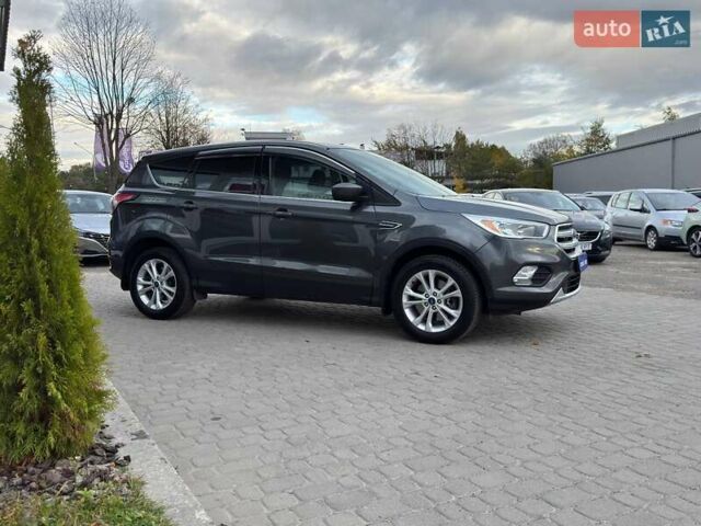 Серый Форд Эскейп, объемом двигателя 1.5 л и пробегом 156 тыс. км за 14700 $, фото 4 на Automoto.ua