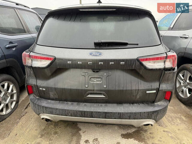 Серый Форд Эскейп, объемом двигателя 1.5 л и пробегом 103 тыс. км за 11200 $, фото 4 на Automoto.ua