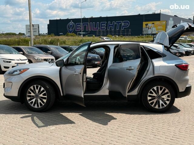 Серый Форд Эскейп, объемом двигателя 2.5 л и пробегом 97 тыс. км за 26890 $, фото 31 на Automoto.ua