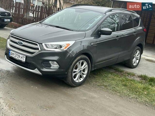 Сірий Форд Ескейп, об'ємом двигуна 1.5 л та пробігом 100 тис. км за 15500 $, фото 10 на Automoto.ua
