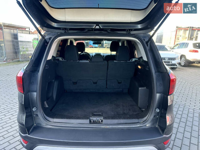 Сірий Форд Ескейп, об'ємом двигуна 1.5 л та пробігом 215 тис. км за 9699 $, фото 15 на Automoto.ua