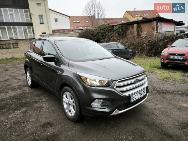 Серый Форд Эскейп, объемом двигателя 2.5 л и пробегом 45 тыс. км за 15200 $, фото 4 на Automoto.ua