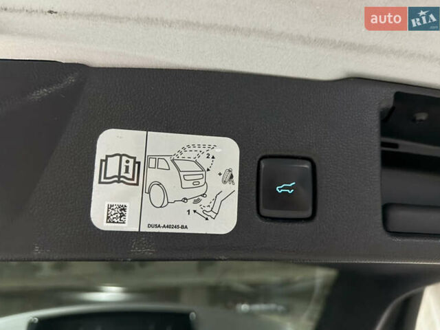 Серый Форд Эскейп, объемом двигателя 1.5 л и пробегом 244 тыс. км за 12500 $, фото 44 на Automoto.ua