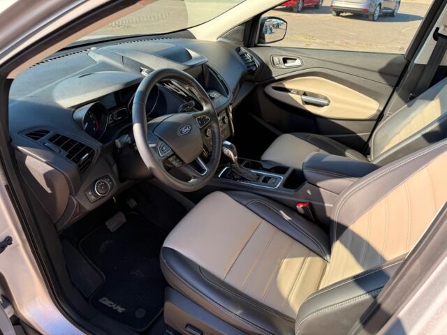 Серый Форд Эскейп, объемом двигателя 1.5 л и пробегом 107 тыс. км за 14800 $, фото 15 на Automoto.ua