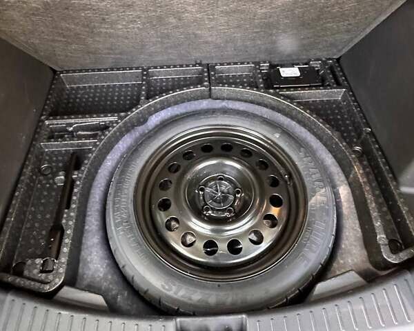 Серый Форд Эскейп, объемом двигателя 1.5 л и пробегом 73 тыс. км за 13300 $, фото 20 на Automoto.ua