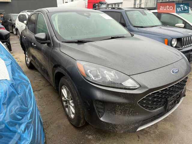 Серый Форд Эскейп, объемом двигателя 1.5 л и пробегом 103 тыс. км за 11200 $, фото 2 на Automoto.ua