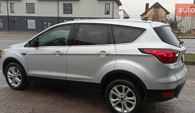 Серый Форд Эскейп, объемом двигателя 1.5 л и пробегом 29 тыс. км за 13800 $, фото 25 на Automoto.ua