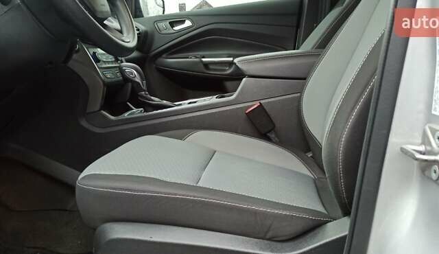 Серый Форд Эскейп, объемом двигателя 1.5 л и пробегом 29 тыс. км за 13800 $, фото 31 на Automoto.ua