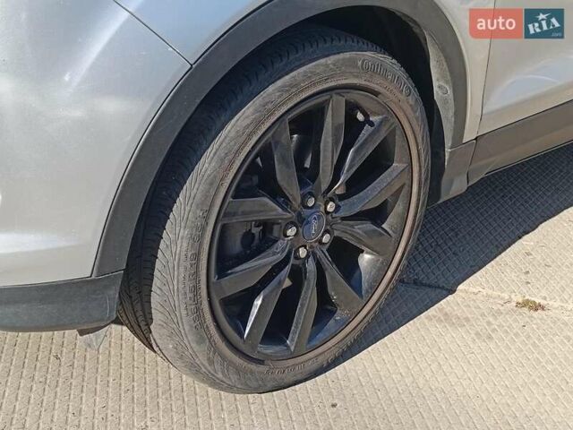 Серый Форд Эскейп, объемом двигателя 1.5 л и пробегом 74 тыс. км за 13990 $, фото 5 на Automoto.ua