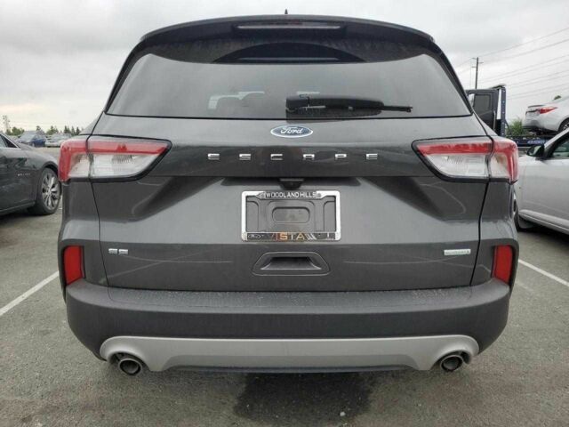 Серый Форд Эскейп, объемом двигателя 2 л и пробегом 44 тыс. км за 11000 $, фото 2 на Automoto.ua