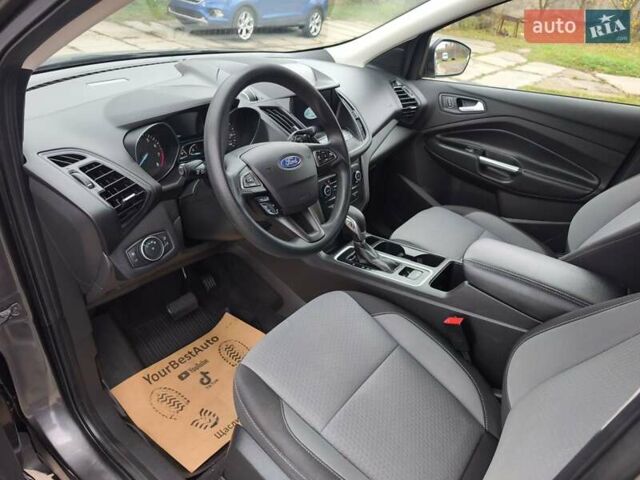 Серый Форд Эскейп, объемом двигателя 1.5 л и пробегом 138 тыс. км за 13500 $, фото 4 на Automoto.ua