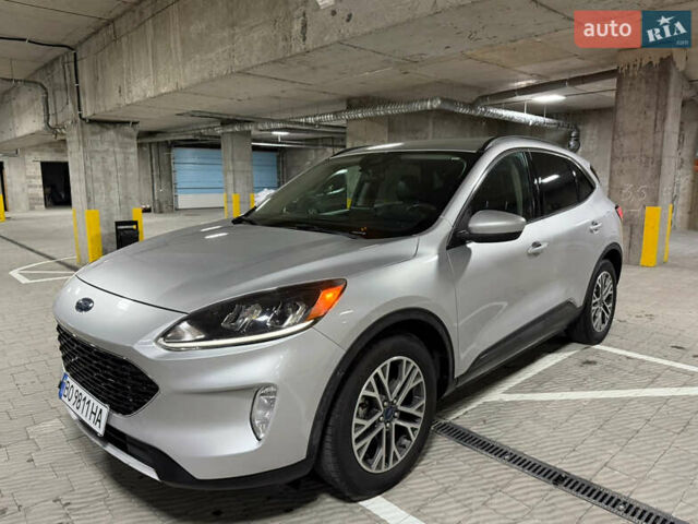 Серый Форд Эскейп, объемом двигателя 1.5 л и пробегом 244 тыс. км за 12500 $, фото 2 на Automoto.ua