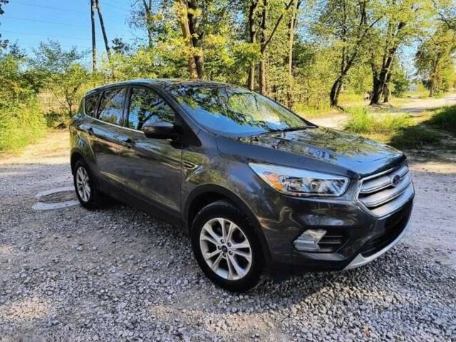 Серый Форд Эскейп, объемом двигателя 1.5 л и пробегом 96 тыс. км за 10000 $, фото 1 на Automoto.ua