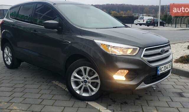Серый Форд Эскейп, объемом двигателя 1.5 л и пробегом 168 тыс. км за 12300 $, фото 10 на Automoto.ua