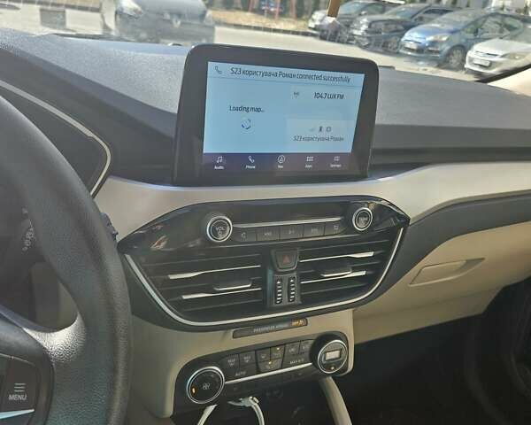 Серый Форд Эскейп, объемом двигателя 1.5 л и пробегом 105 тыс. км за 16000 $, фото 6 на Automoto.ua