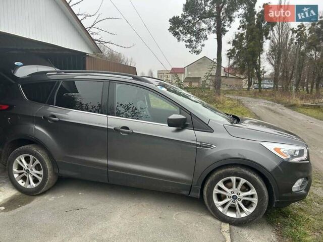 Сірий Форд Ескейп, об'ємом двигуна 1.5 л та пробігом 100 тис. км за 15500 $, фото 5 на Automoto.ua