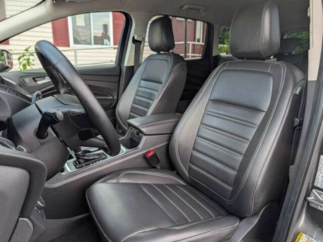 Сірий Форд Ескейп, об'ємом двигуна 1.5 л та пробігом 35 тис. км за 6000 $, фото 7 на Automoto.ua