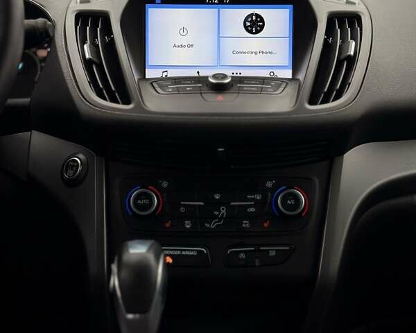 Серый Форд Эскейп, объемом двигателя 1.5 л и пробегом 30 тыс. км за 16500 $, фото 6 на Automoto.ua