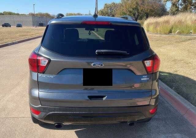 Сірий Форд Ескейп, об'ємом двигуна 1.5 л та пробігом 89 тис. км за 3500 $, фото 6 на Automoto.ua