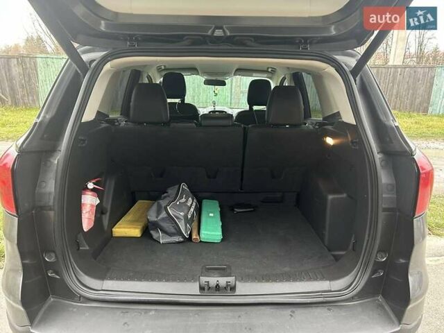 Сірий Форд Ескейп, об'ємом двигуна 1.5 л та пробігом 100 тис. км за 15500 $, фото 6 на Automoto.ua