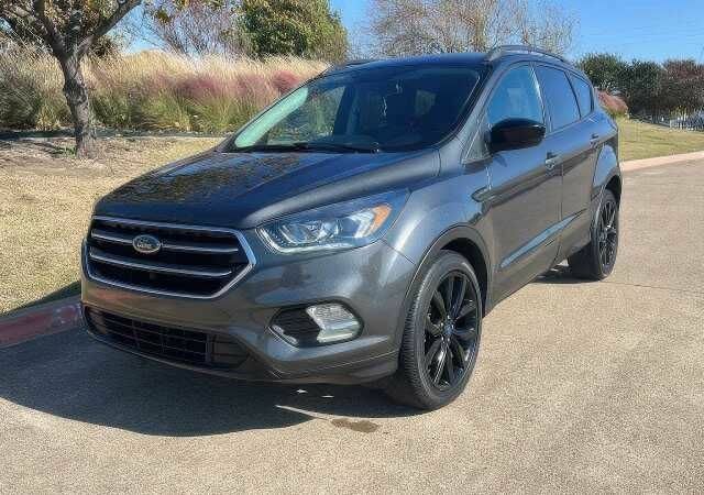 Сірий Форд Ескейп, об'ємом двигуна 1.5 л та пробігом 89 тис. км за 3500 $, фото 2 на Automoto.ua