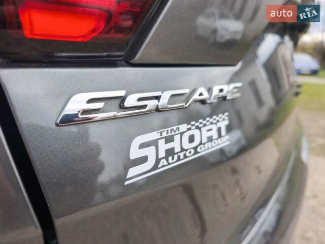 Серый Форд Эскейп, объемом двигателя 1.5 л и пробегом 138 тыс. км за 13500 $, фото 41 на Automoto.ua