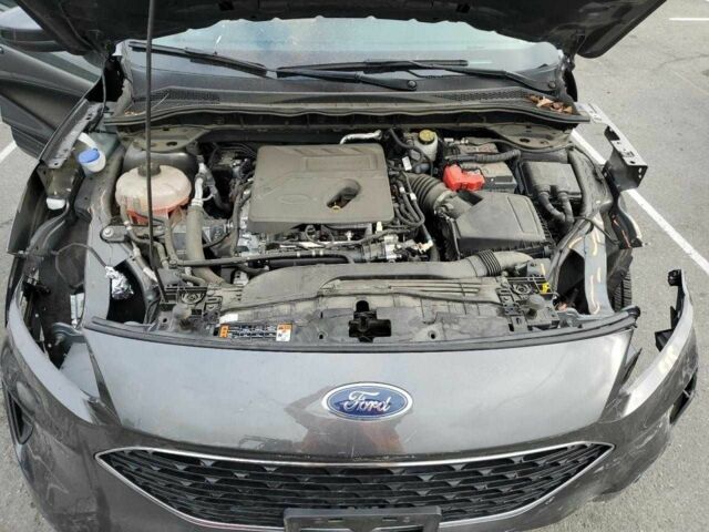 Серый Форд Эскейп, объемом двигателя 2 л и пробегом 44 тыс. км за 11000 $, фото 6 на Automoto.ua