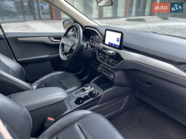 Серый Форд Эскейп, объемом двигателя 1.5 л и пробегом 144 тыс. км за 17500 $, фото 14 на Automoto.ua