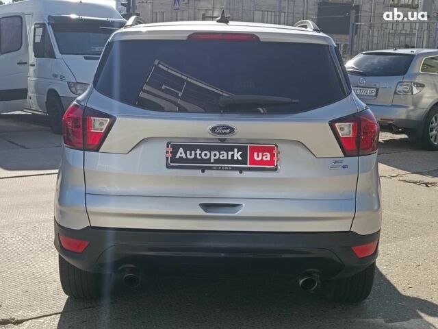 Сірий Форд Ескейп, об'ємом двигуна 1.5 л та пробігом 74 тис. км за 13990 $, фото 7 на Automoto.ua