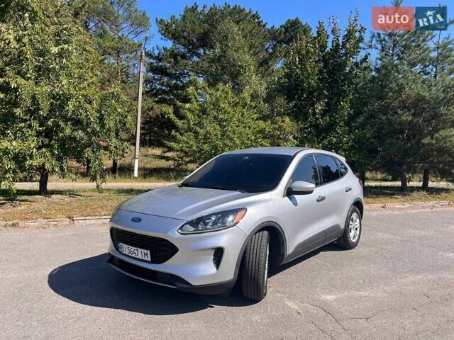 Сірий Форд Ескейп, об'ємом двигуна 1.5 л та пробігом 157 тис. км за 16000 $, фото 2 на Automoto.ua
