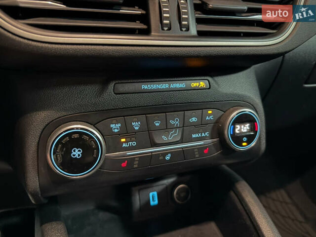 Серый Форд Эскейп, объемом двигателя 1.5 л и пробегом 244 тыс. км за 12100 $, фото 32 на Automoto.ua