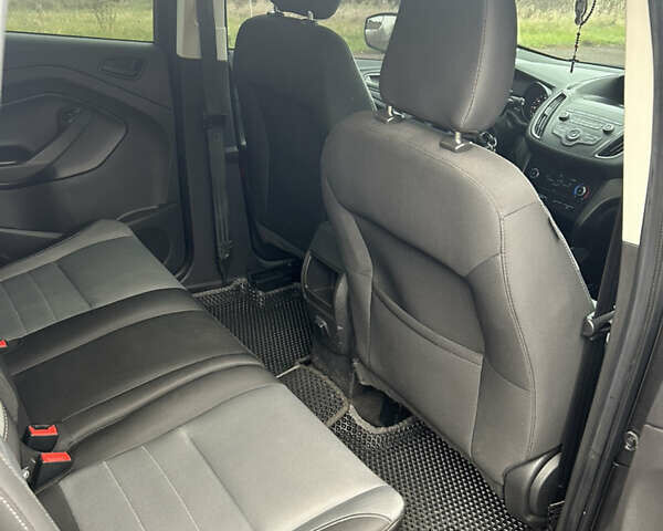 Серый Форд Эскейп, объемом двигателя 2.49 л и пробегом 123 тыс. км за 18000 $, фото 8 на Automoto.ua