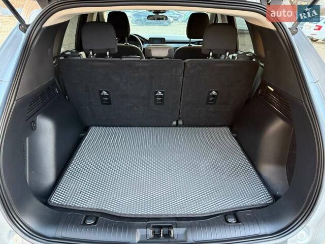 Серый Форд Эскейп, объемом двигателя 1.5 л и пробегом 128 тыс. км за 15999 $, фото 12 на Automoto.ua