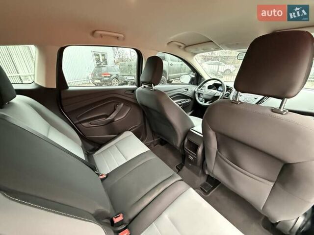 Сірий Форд Ескейп, об'ємом двигуна 2.5 л та пробігом 64 тис. км за 14500 $, фото 35 на Automoto.ua