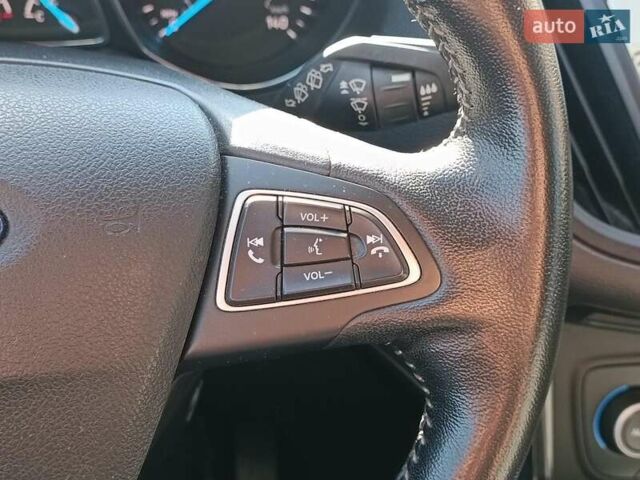 Серый Форд Эскейп, объемом двигателя 1.5 л и пробегом 74 тыс. км за 13990 $, фото 26 на Automoto.ua