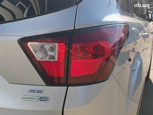 Сірий Форд Ескейп, об'ємом двигуна 1.5 л та пробігом 74 тис. км за 13990 $, фото 9 на Automoto.ua