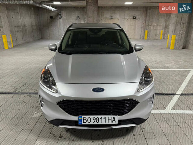 Серый Форд Эскейп, объемом двигателя 1.5 л и пробегом 244 тыс. км за 12500 $, фото 12 на Automoto.ua