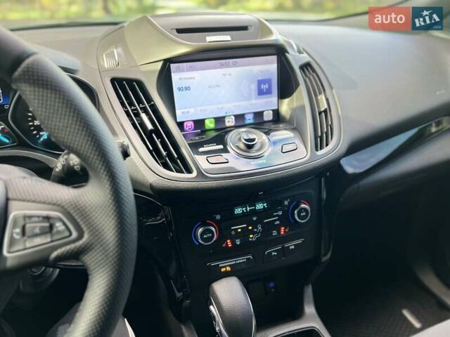 Серый Форд Эскейп, объемом двигателя 2.5 л и пробегом 54 тыс. км за 16800 $, фото 14 на Automoto.ua