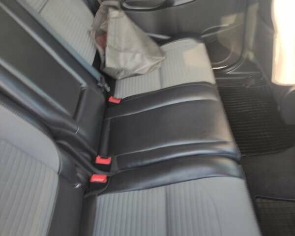 Сірий Форд Ескейп, об'ємом двигуна 1.5 л та пробігом 75 тис. км за 12850 $, фото 21 на Automoto.ua