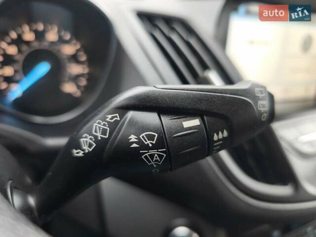 Серый Форд Эскейп, объемом двигателя 1.5 л и пробегом 138 тыс. км за 13500 $, фото 31 на Automoto.ua