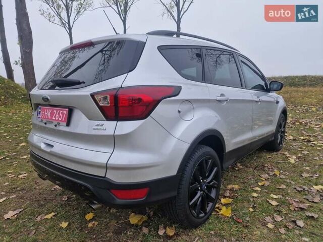 Сірий Форд Ескейп, об'ємом двигуна 1.5 л та пробігом 139 тис. км за 13300 $, фото 3 на Automoto.ua