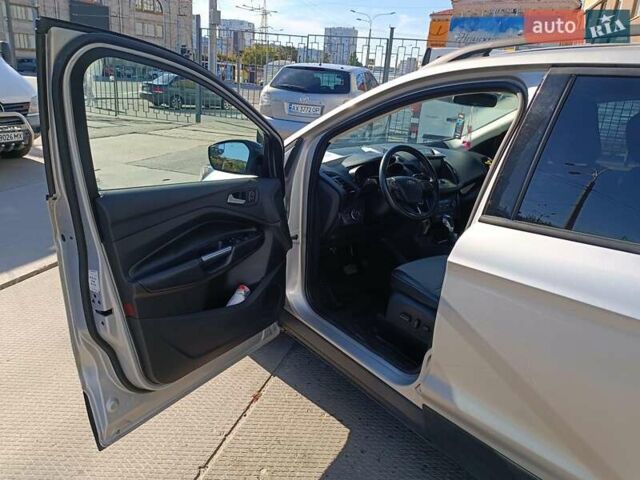 Серый Форд Эскейп, объемом двигателя 1.5 л и пробегом 74 тыс. км за 13990 $, фото 18 на Automoto.ua